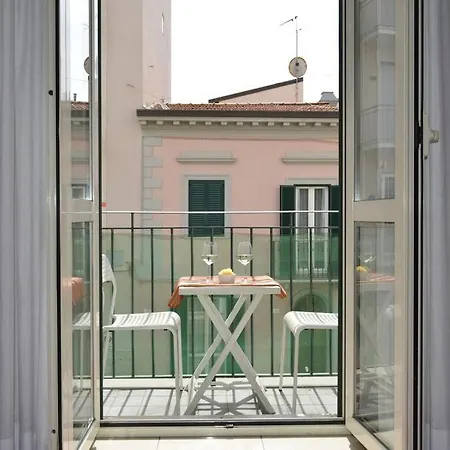 Verdi, A 100 Metri Dal Mare.