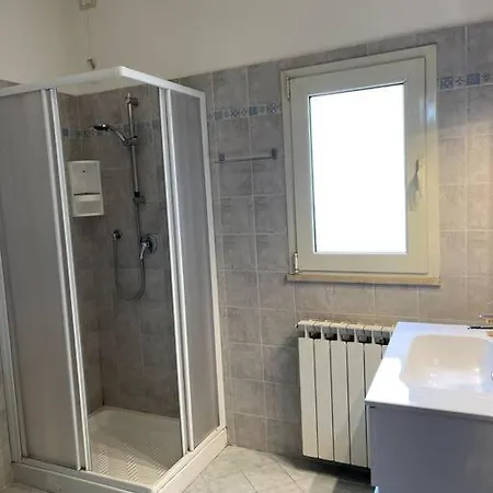 Verdi, A 100 Metri Dal Mare.