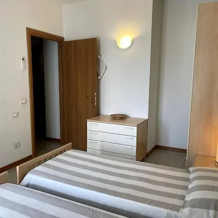 Verdi, A 100 Metri Dal Mare. Appartement Viareggio