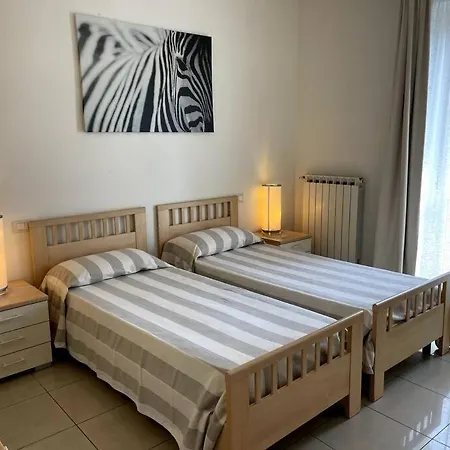 Verdi, A 100 Metri Dal Mare. * Viareggio