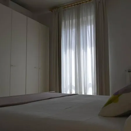 Verdi, A 100 Metri Dal Mare. Viareggio