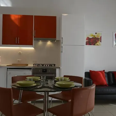 Verdi, A 100 Metri Dal Mare. Appartement *